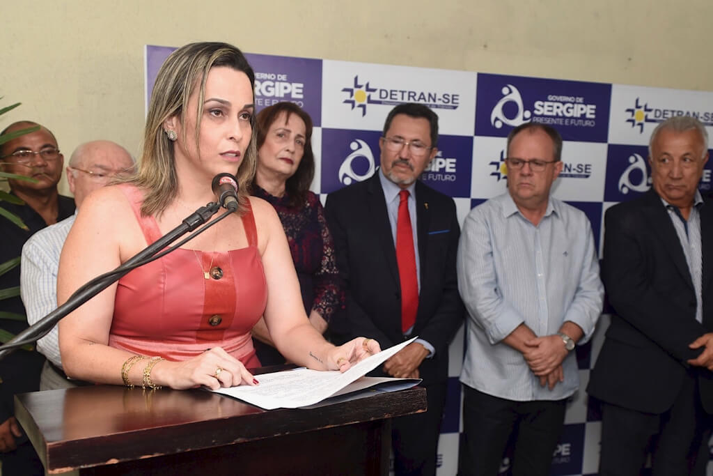 Não é candidata a deputada federal 1 luciana deda