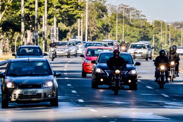 transito carros