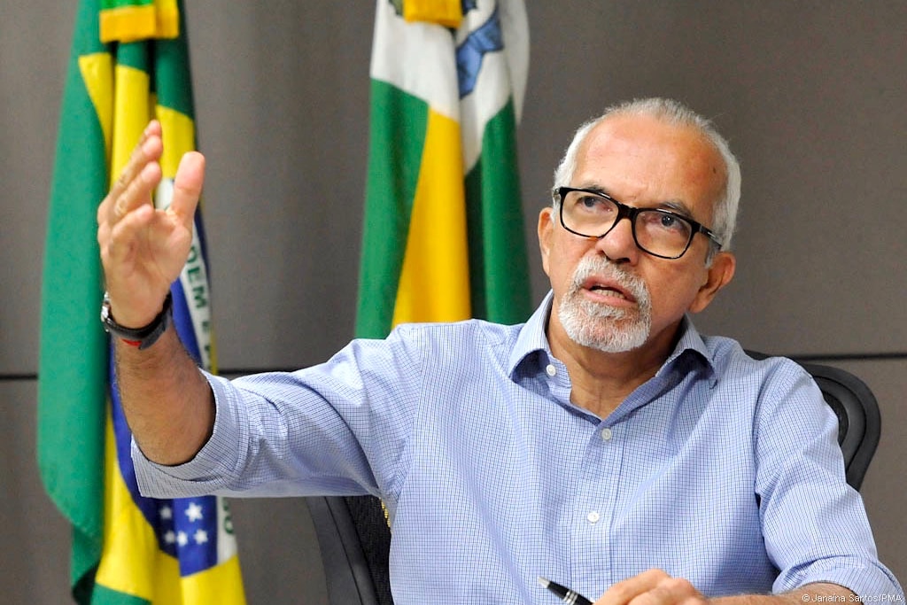 Justiça Eleitoral aplica multa de R$ 20 mil a Edvaldo
