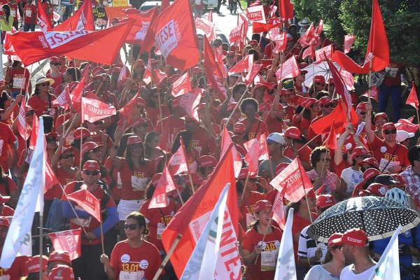 Manifestantes do magistério de Sergipe