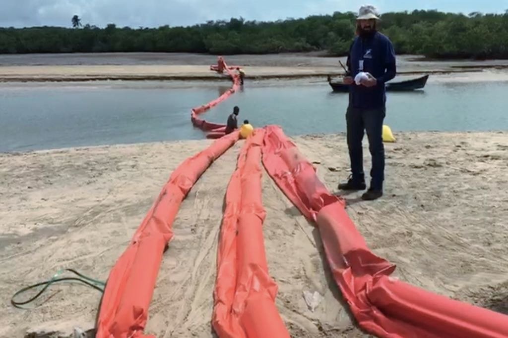 boias absorventes oleo