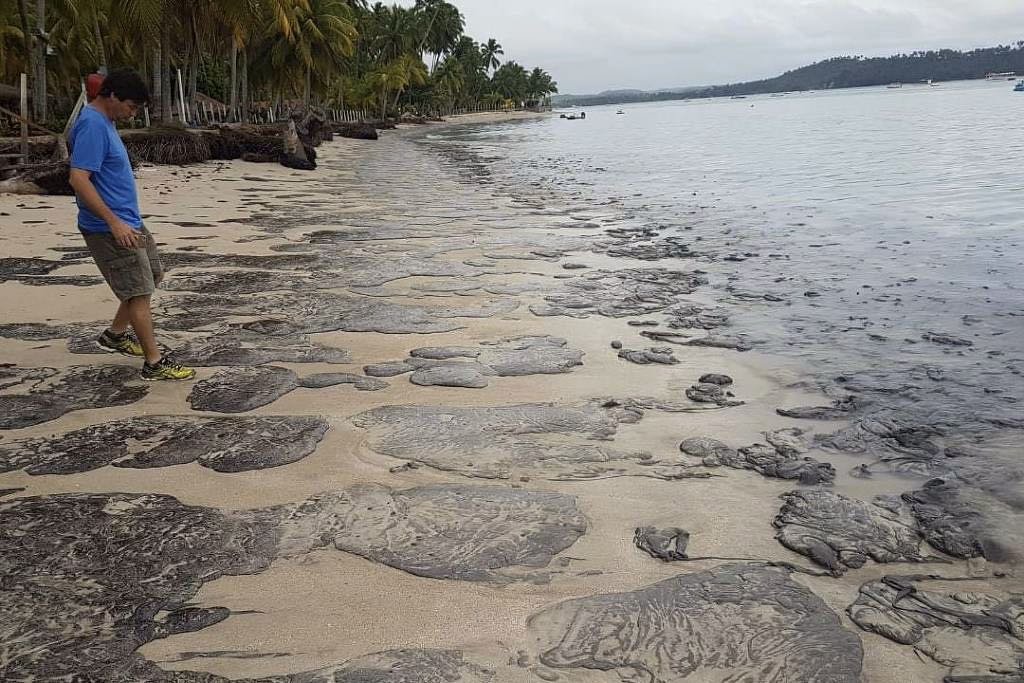 oleo praia dos carneiros