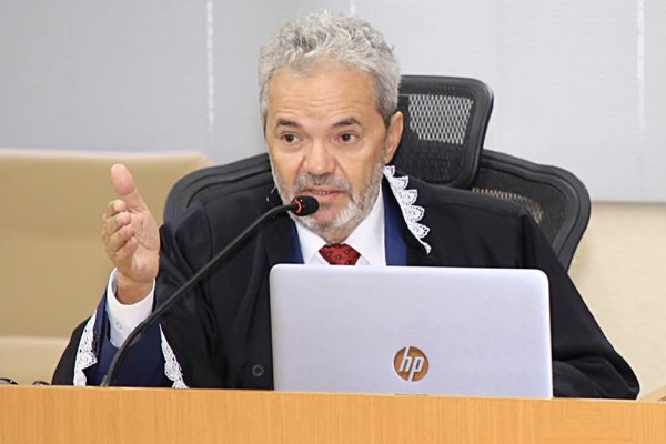 clovis barbosa