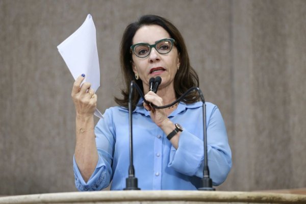 emilia correa