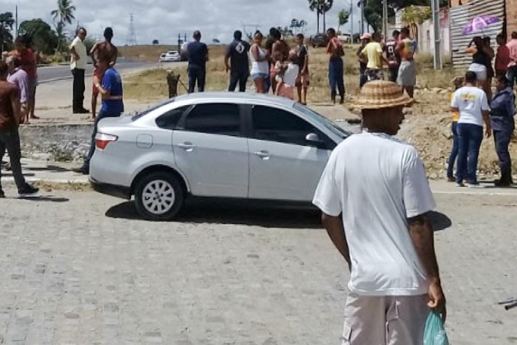 carro prefeito pirambu 160120