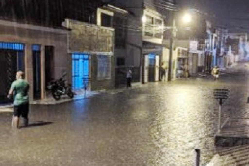 chuva povoado propria