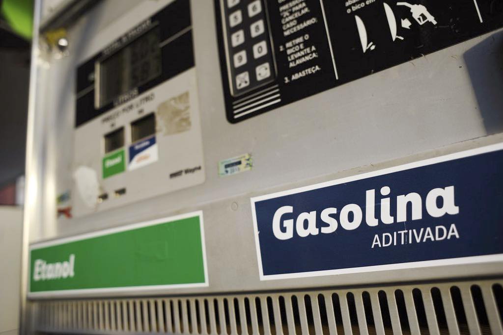 VERDADE VERDADEIRA: Gasolina e diesel aumentam por causa do ICMS, que aumenta também em Sergipe 1 Posto de combustível