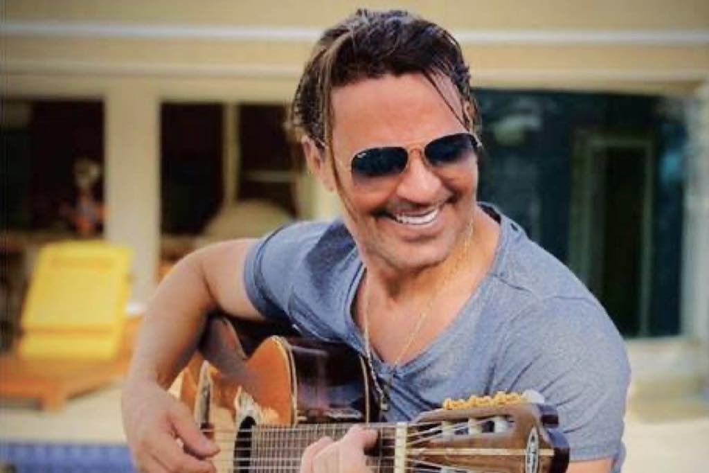 eduardo costa