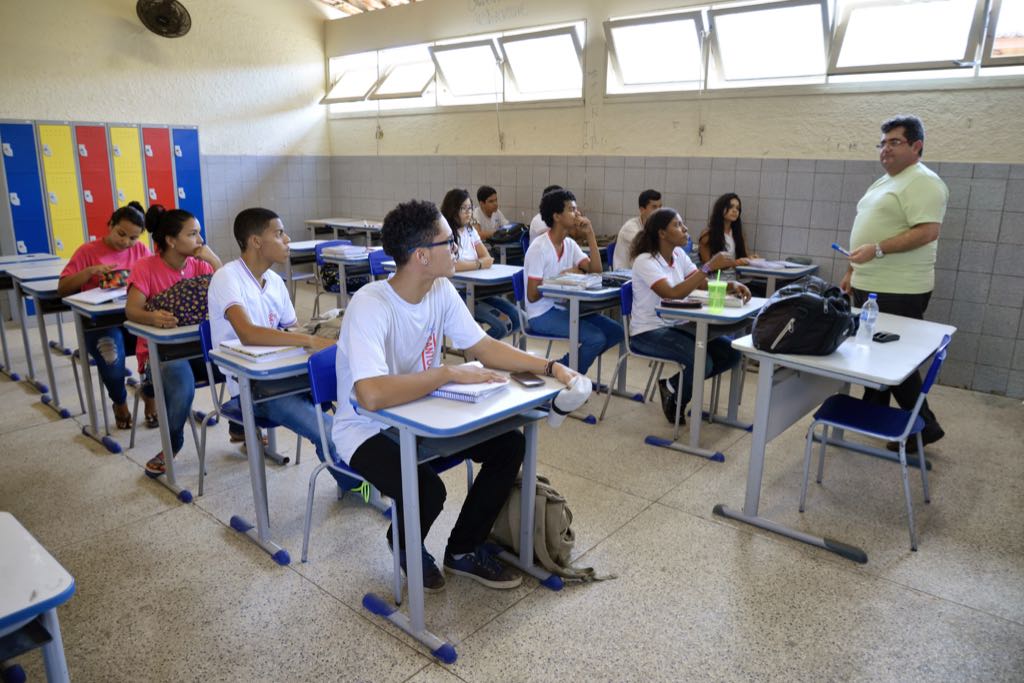 PSS: veja lista de classificados 1 sala aula alunos 1