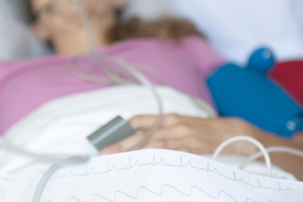 mulher hospital coronavirus