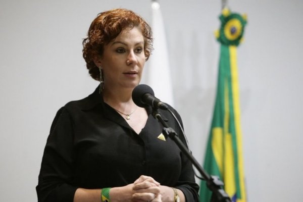 STF condena Carla Zambelli a 10 anos de prisão por invasão ao sistema do CNJ