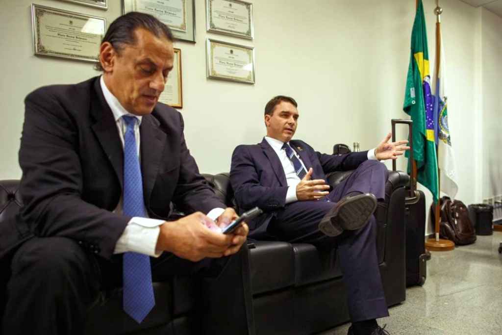 frederick wassef flavio bolsonaro
