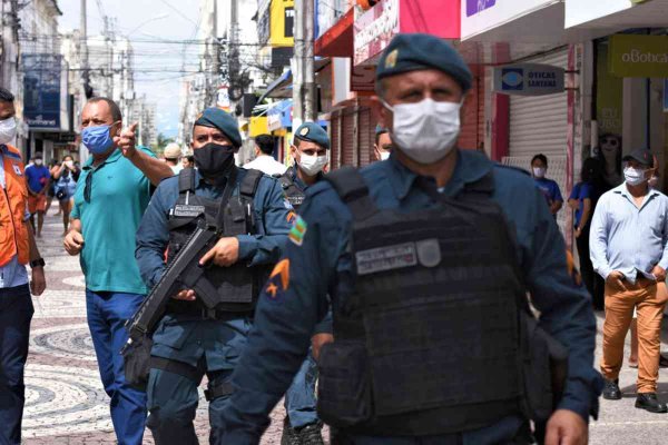 policia coronavirus