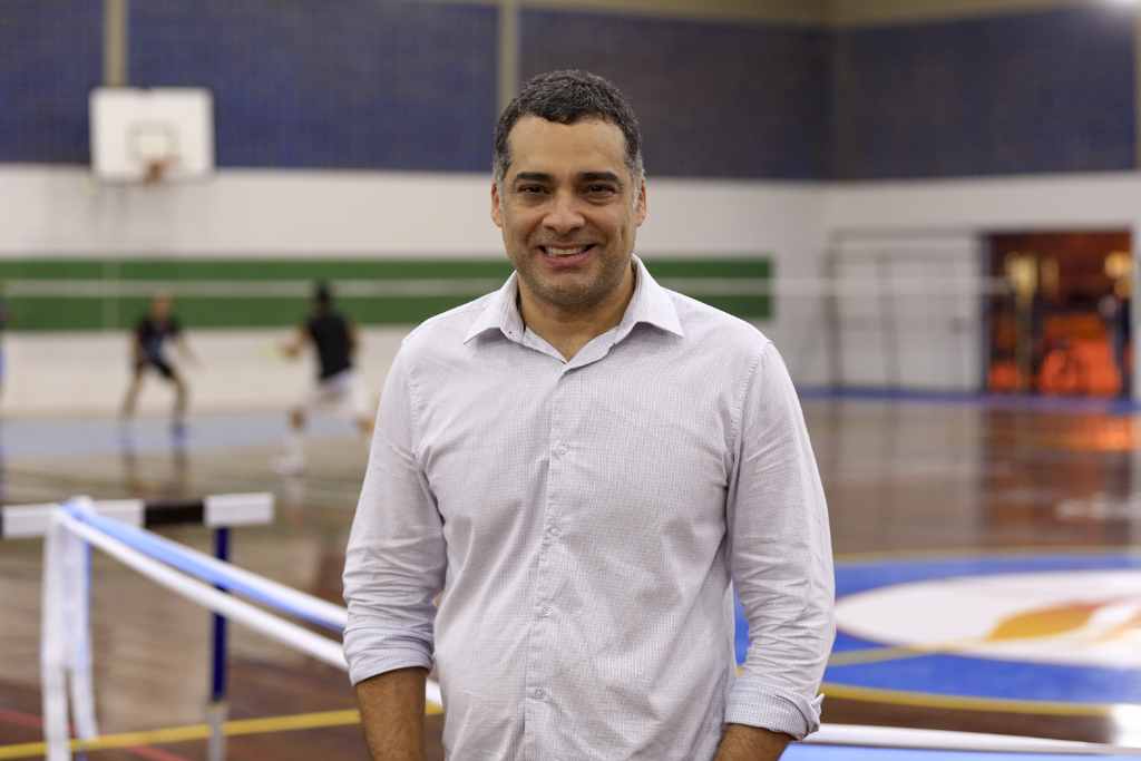 professor adriano antunes