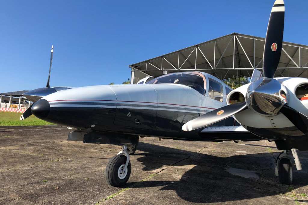 aviao caminhoneiro