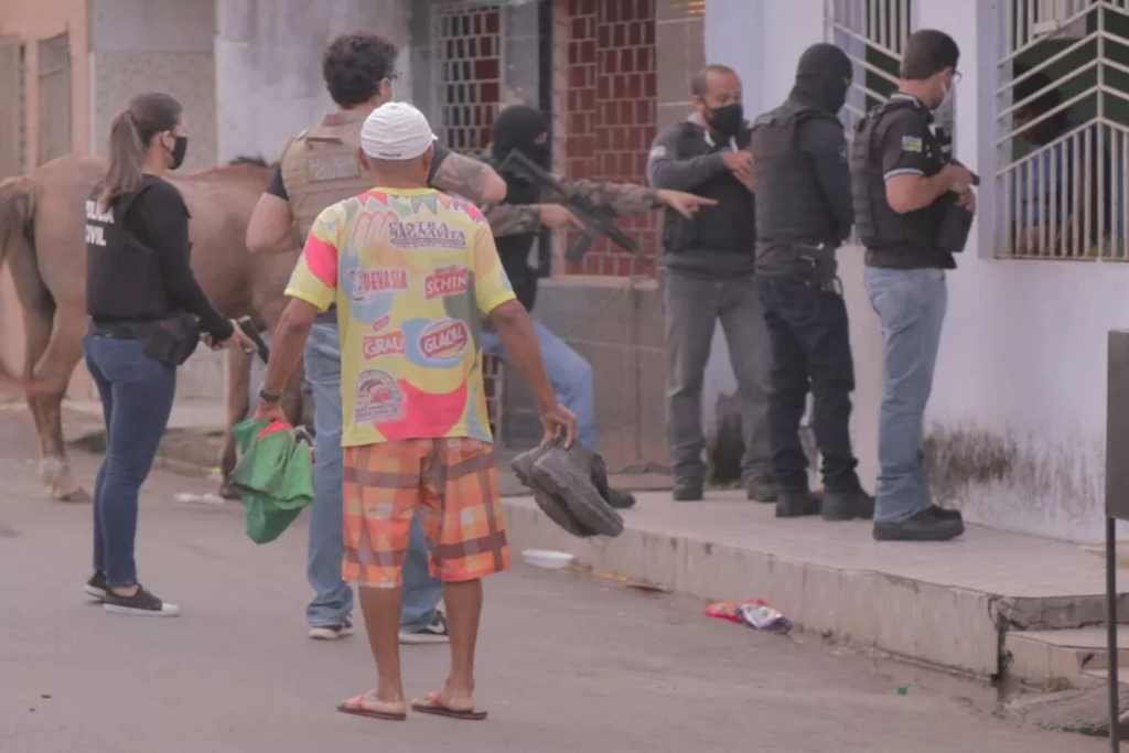 policia civil operacao 050820