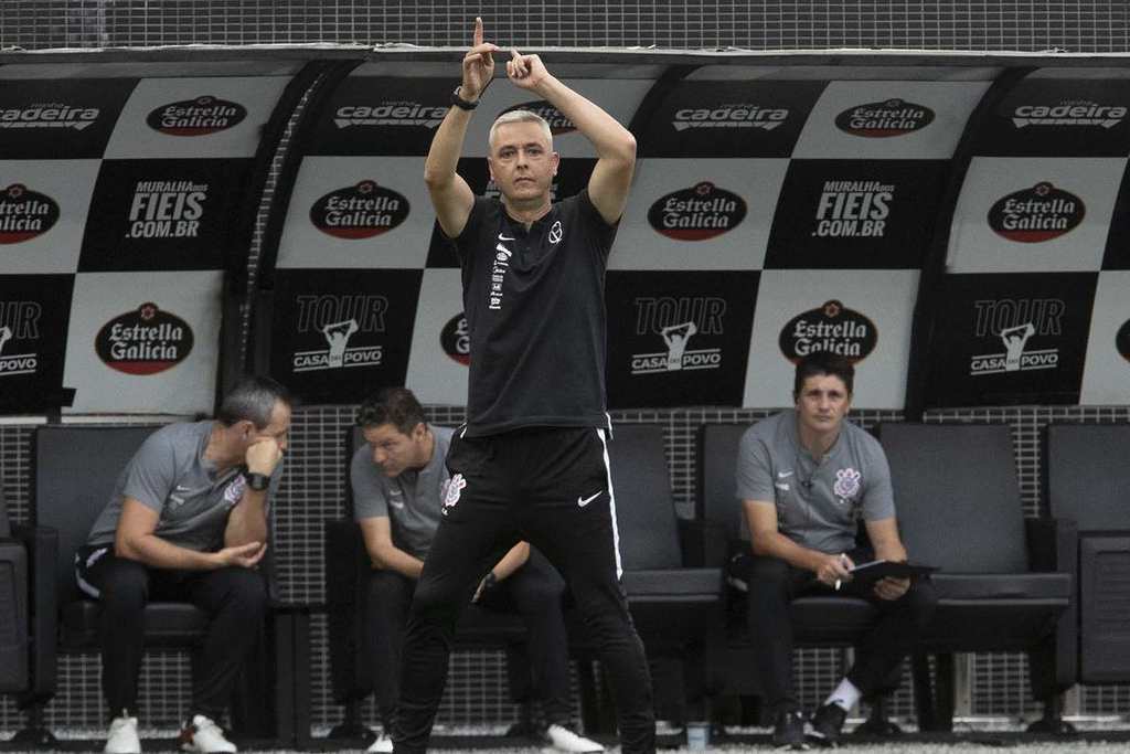 tiago nunes corinthians