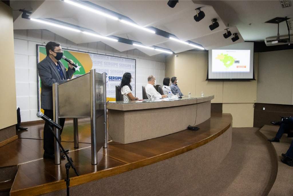reuniao atividade ensino 081020