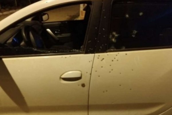 carro metralhado arakem