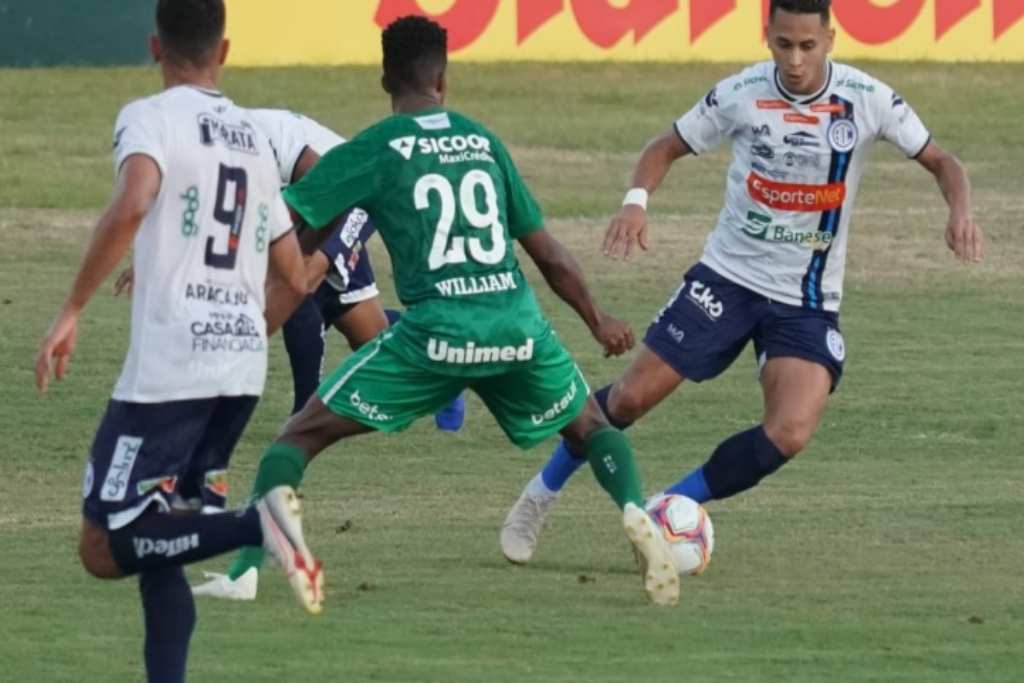 confianca chape 251120