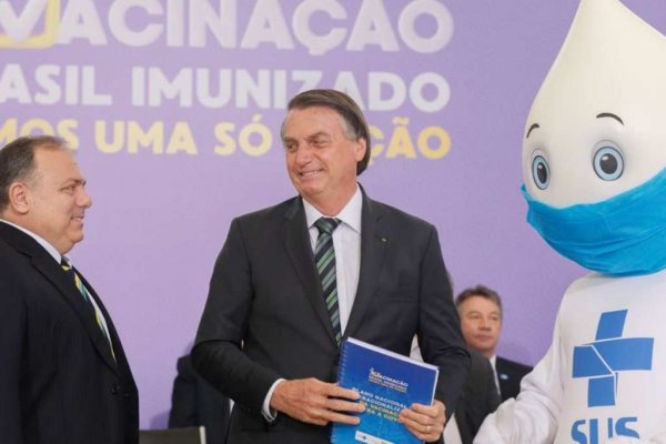 Bolsonaro, participa do lançamento do Plano Nacional de Operacionalização da Vacinação Contra a Covid-19