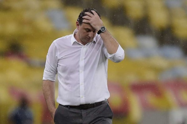 Ceni não foi demitido em Curitiba porque não tinha quem ...