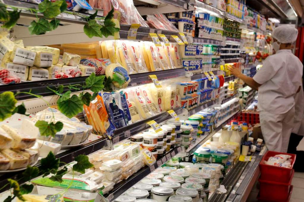 Pratileiras de supermercado