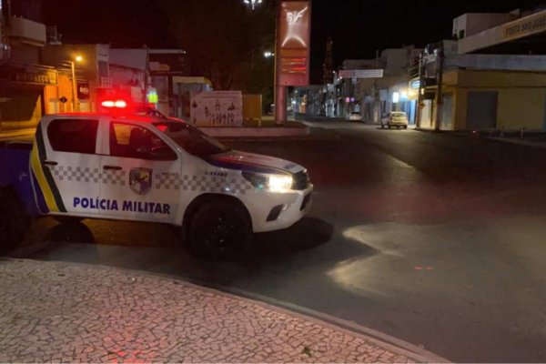 policia militar toque recolher sergipe mar 2021