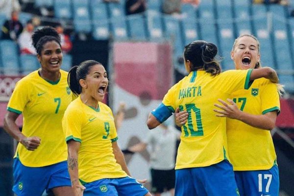 Selecao Feminina Marta copia