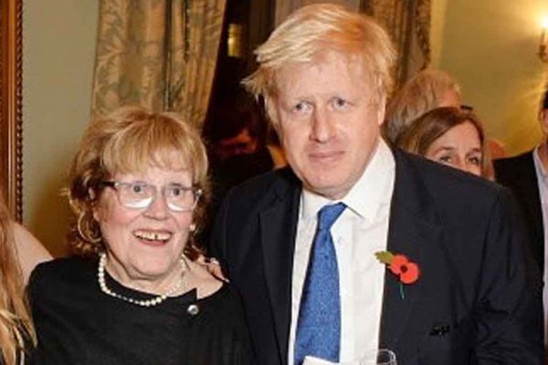 Boris Johnson e Mae
