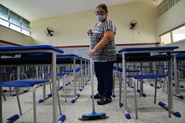 funcionaria profissional escola sergipe educacao out 2021