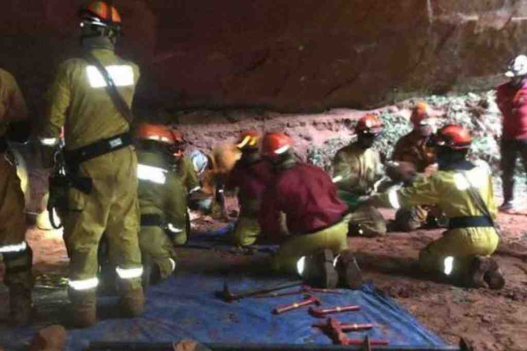 gruta duas bocas bombeiros 31 out 2021