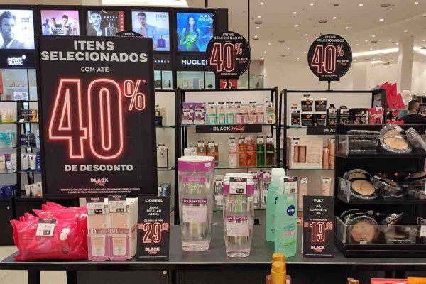 Loja anunciando desconto
