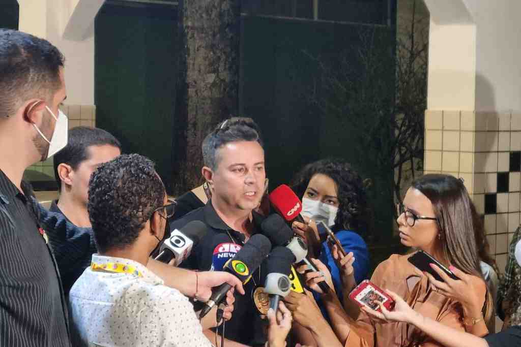 delegado douglas fernandes brasilia 16 abr 22