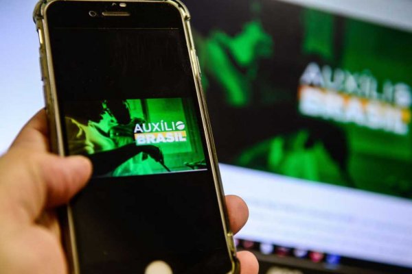 auxilio brasil celular