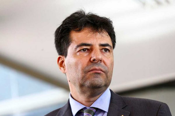 adolfo sachsida ministro