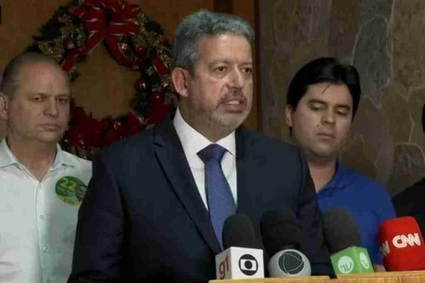arthur lira reconhece eleito 301022