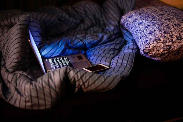 cama celular sono dormir eletronicos