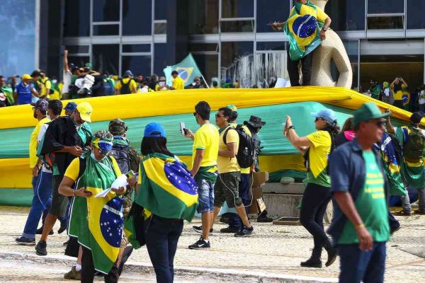 golpistas brasilia 8 jan 2023 f