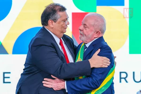 Flavio Dino Lula 2023