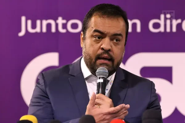 Governador do Rio Cláudio Castro