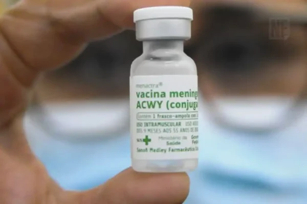 Vacina contra a meningite