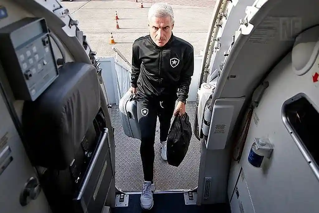 Luis Castro botafogo 2
