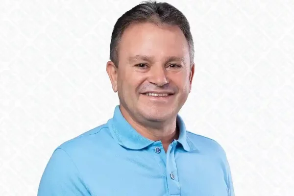 Marival Santana Simao Dias