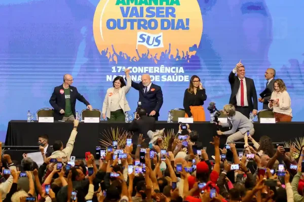 Nisia Trindade e Lula