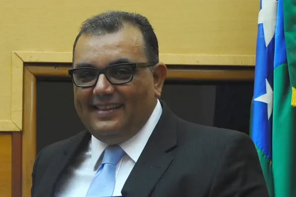 Alexandre Regis Cordeiro advogado
