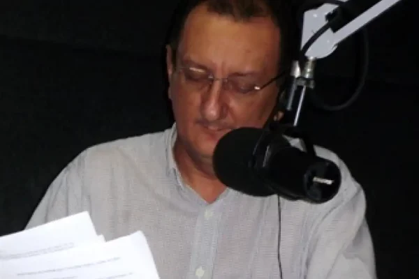 Augusto Junior radialista b
