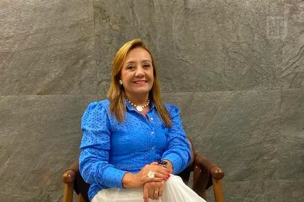 Edjilda Resende promotora