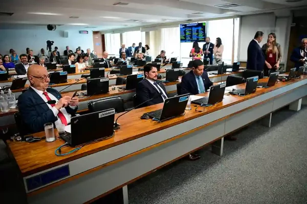 Comissão de Constituição e Justiça (CCJ) do Senado