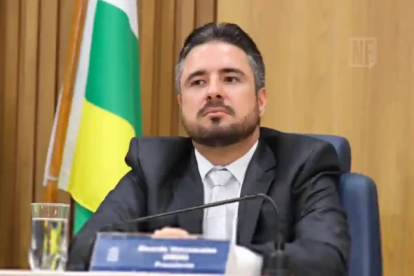 Ricardo Vasconcelos out 23